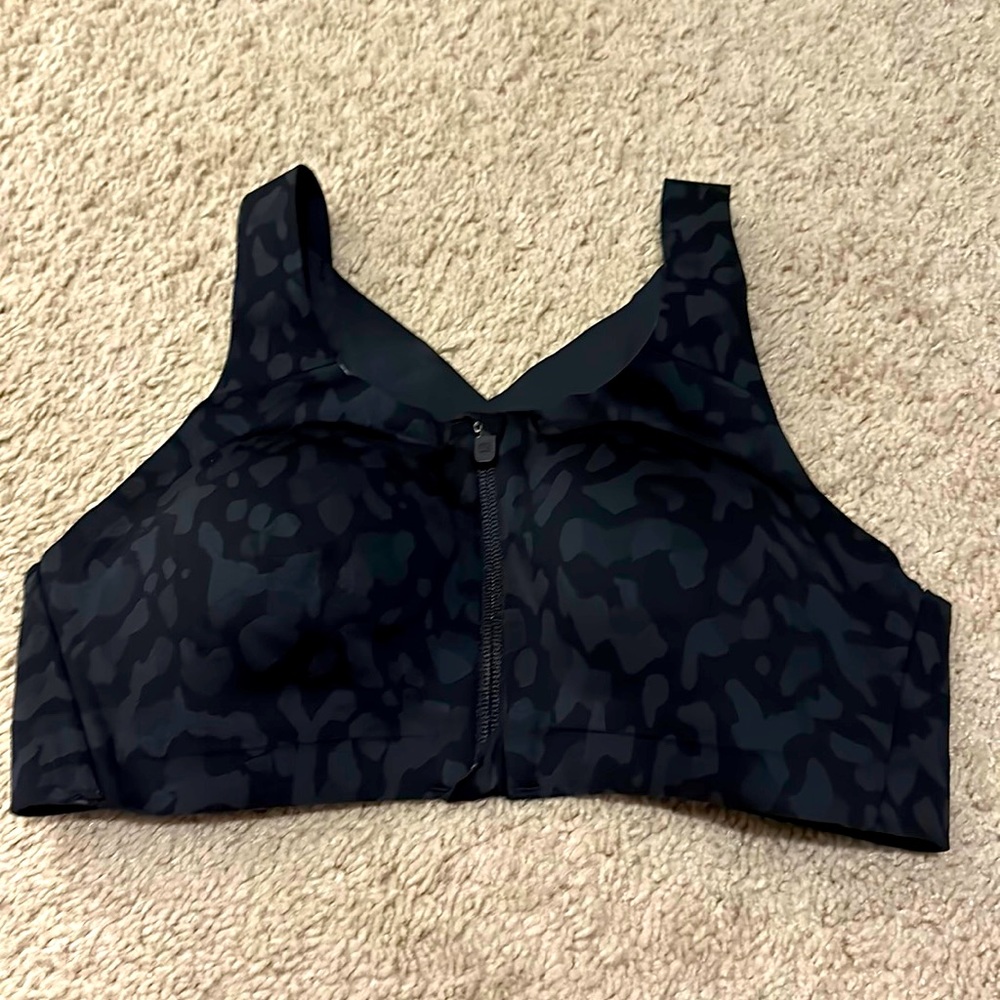 Lululemon Enlite bra 34B